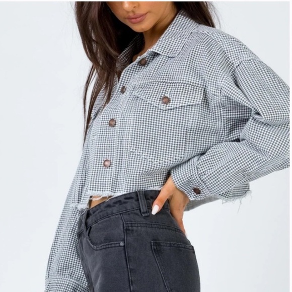 Princess Polly Nixi Jacket. Cropped checkered Jacket. Raw Edge. Size 6. - Picture 2 of 8
